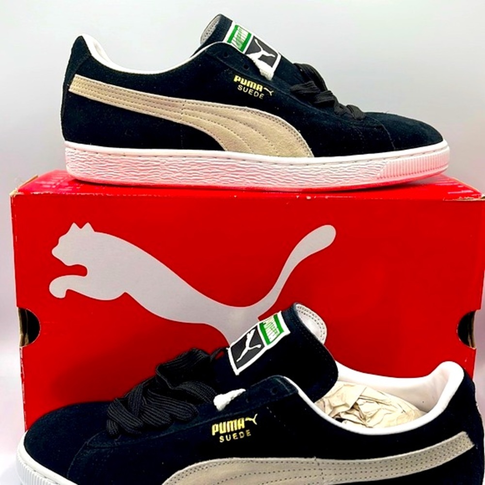 Mens Classic Black Pumas BNWT